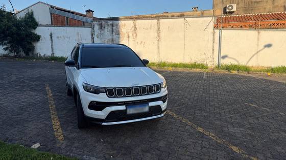 JEEP COMPASS 1.3 T270 TURBO FLEX LIMITED AT6 JEEP COMPASS 1.3 T270 TURBO FLEX LIMITED AT6